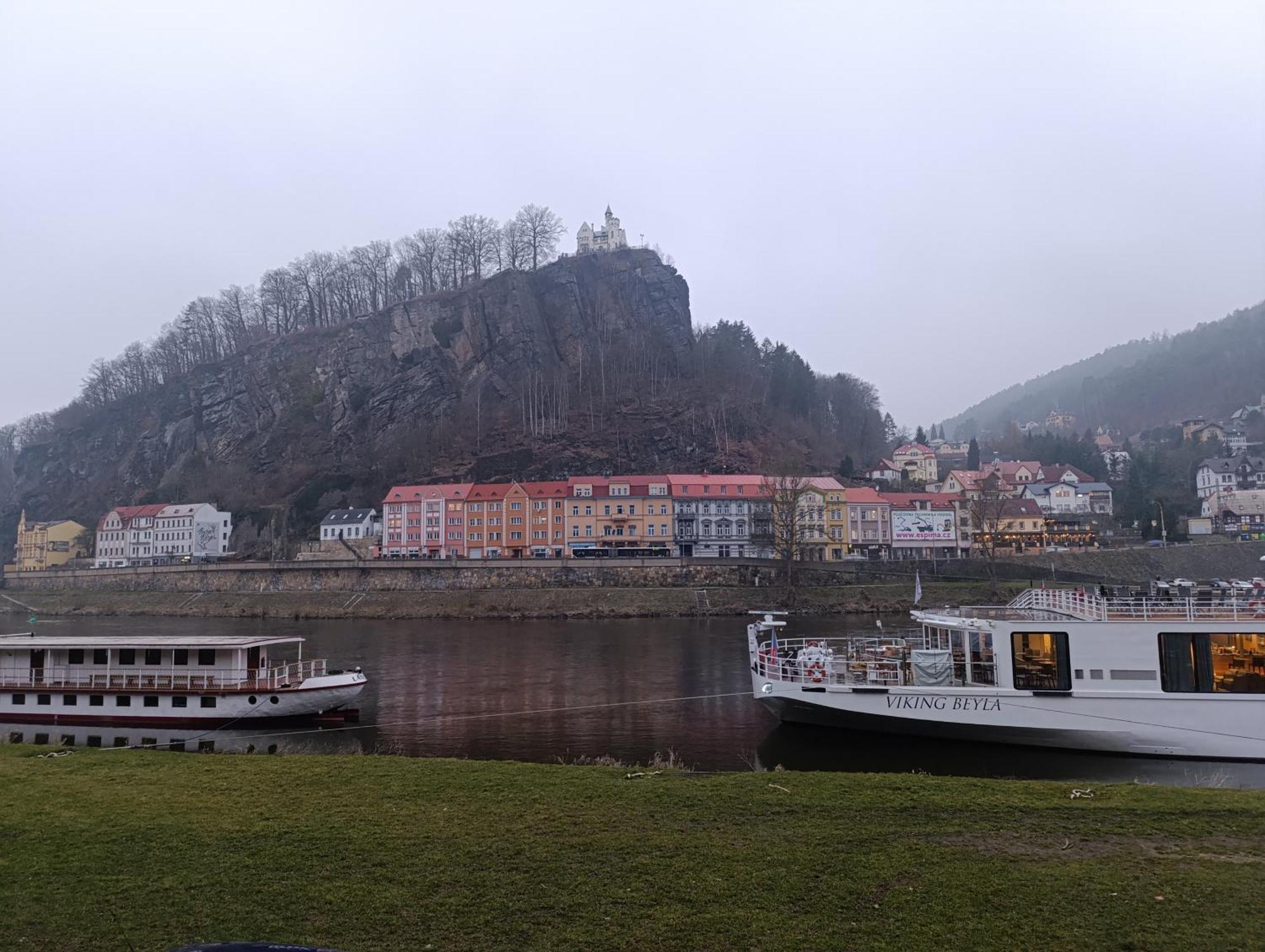 Apartamento U Bocmana S Vyhledem Na Zamek A Labe Decin Exterior foto